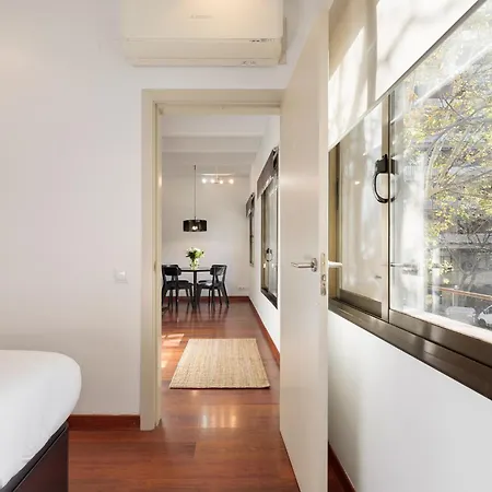 Enjoy Urban Retreat Valencia 3 Апартаменты *